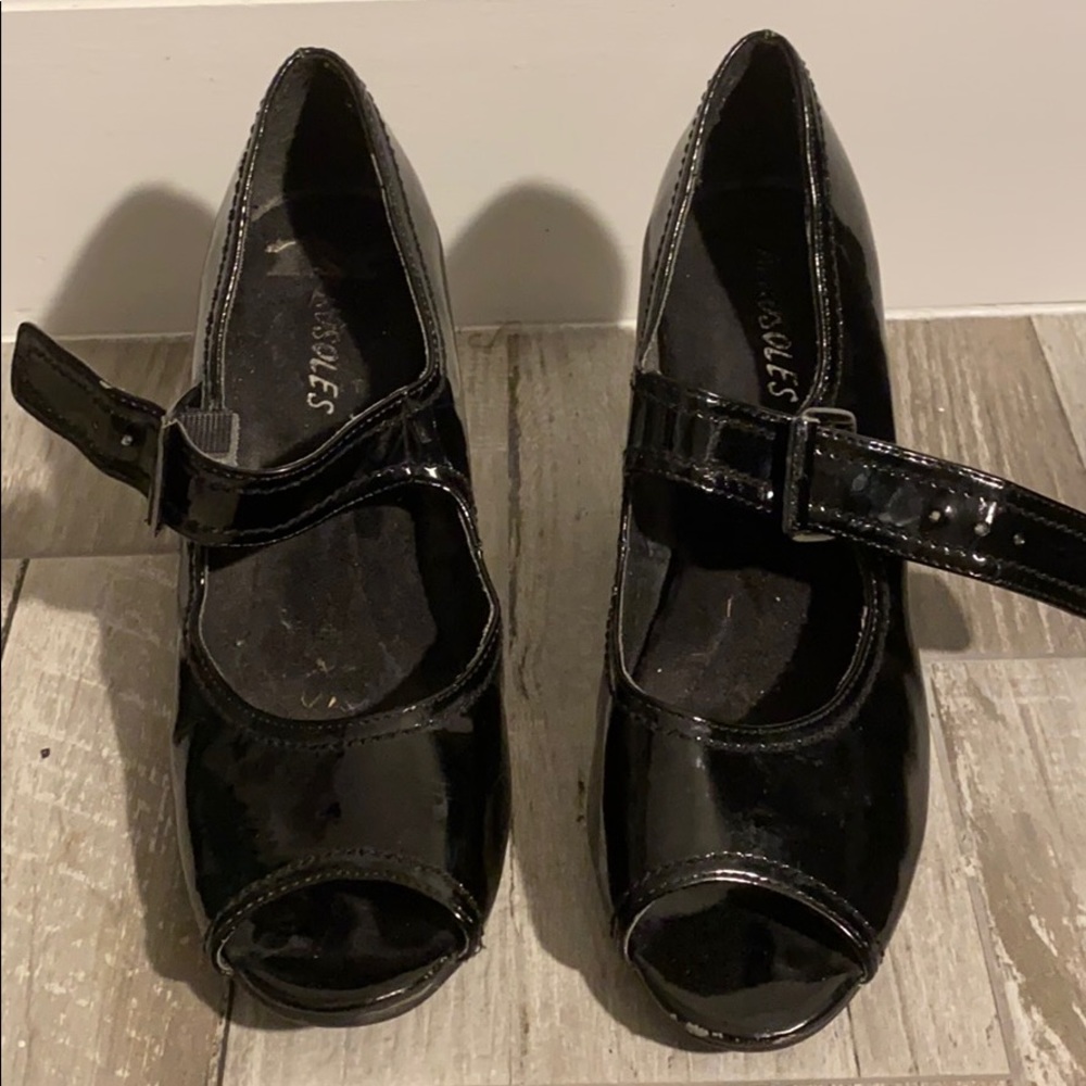 Aerosoles Black Heel Sandals